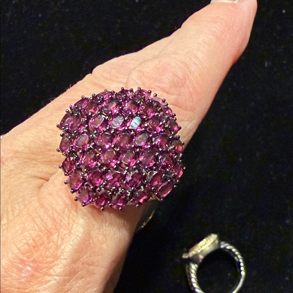 Elegant Purple Amethyst Cluster Sterling Silver Ring - Picture 3 of 11
